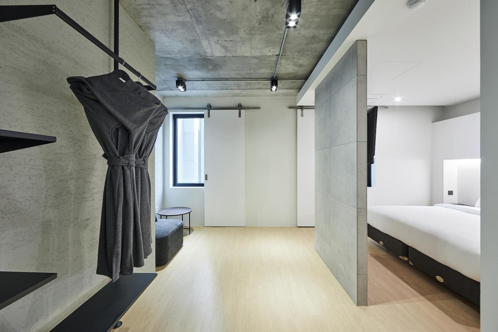 Hotel Intro Busan Bagian luar foto