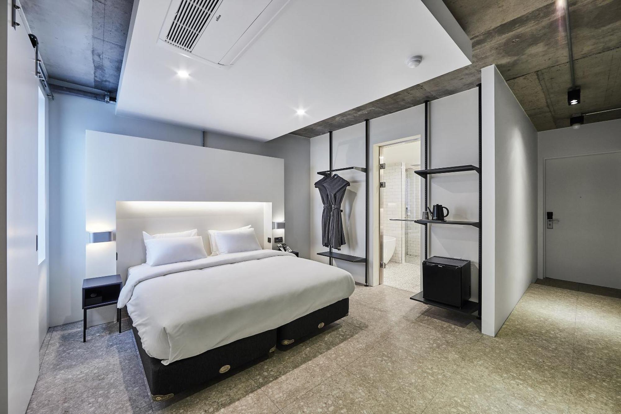 Hotel Intro Busan Bagian luar foto